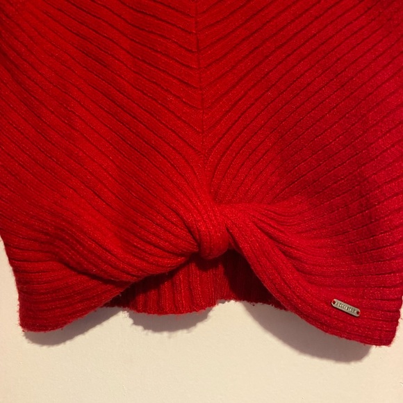 Hollister red sweater - Picture 2 of 3